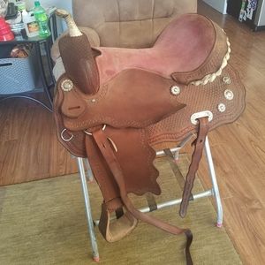 16" FQHB barrel saddle
